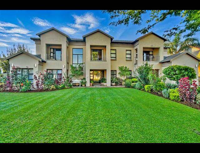 4 BEDROOM HOUSE FOR SALE IN ZAMBEZI COUNTRY ESTATE